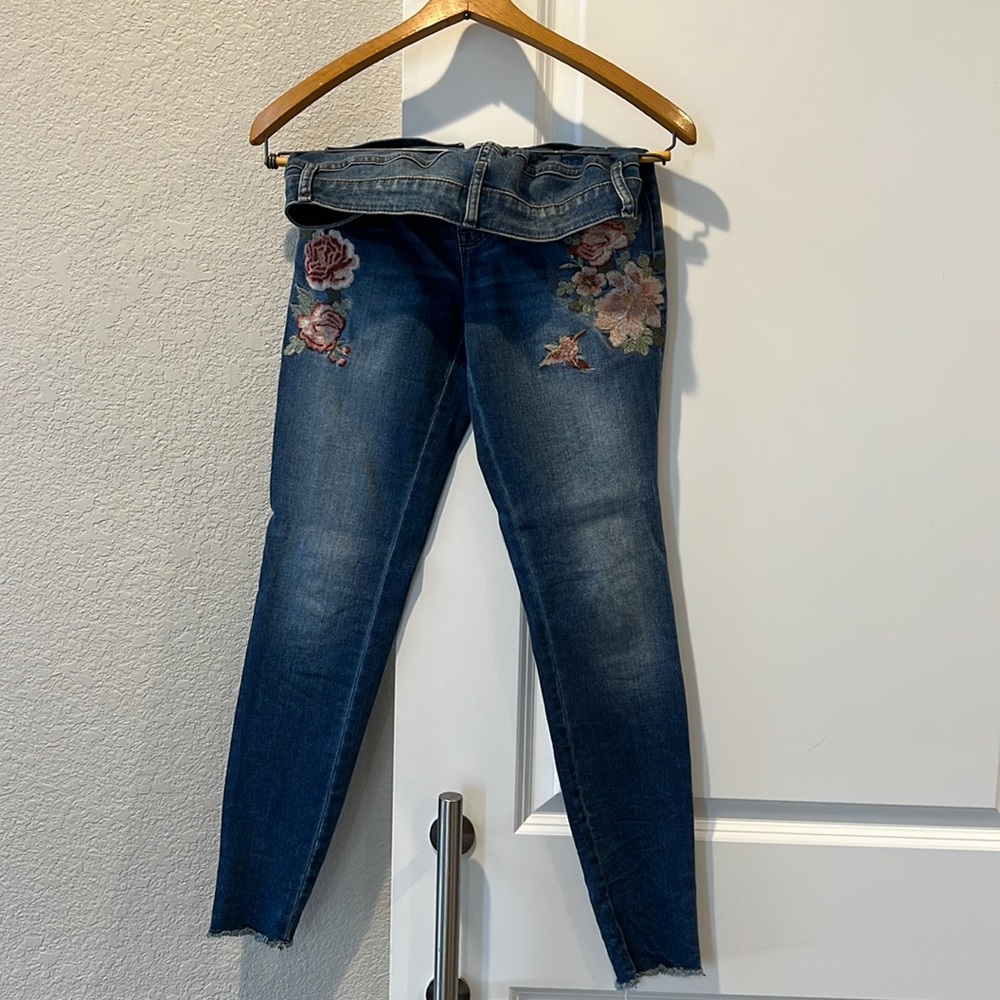 A.N.A. Embroidered skinny jeans